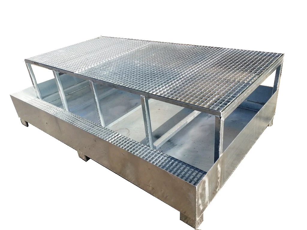 Cubeta colectora de 2.000 litros con travesaños. Fabricaciones metálicas