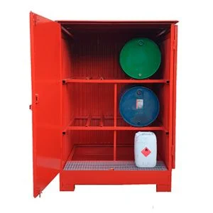 Caseta para 4 bidones en horizontal con soporte tramex para garrafas. fabricada por Carros PF