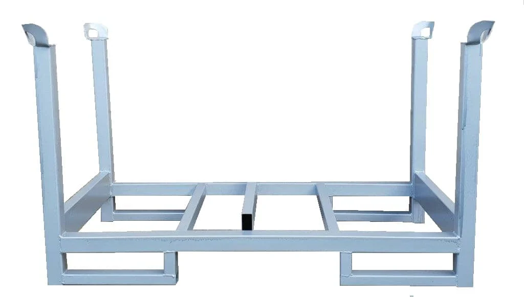 Soporte metálico para puntales de construcción