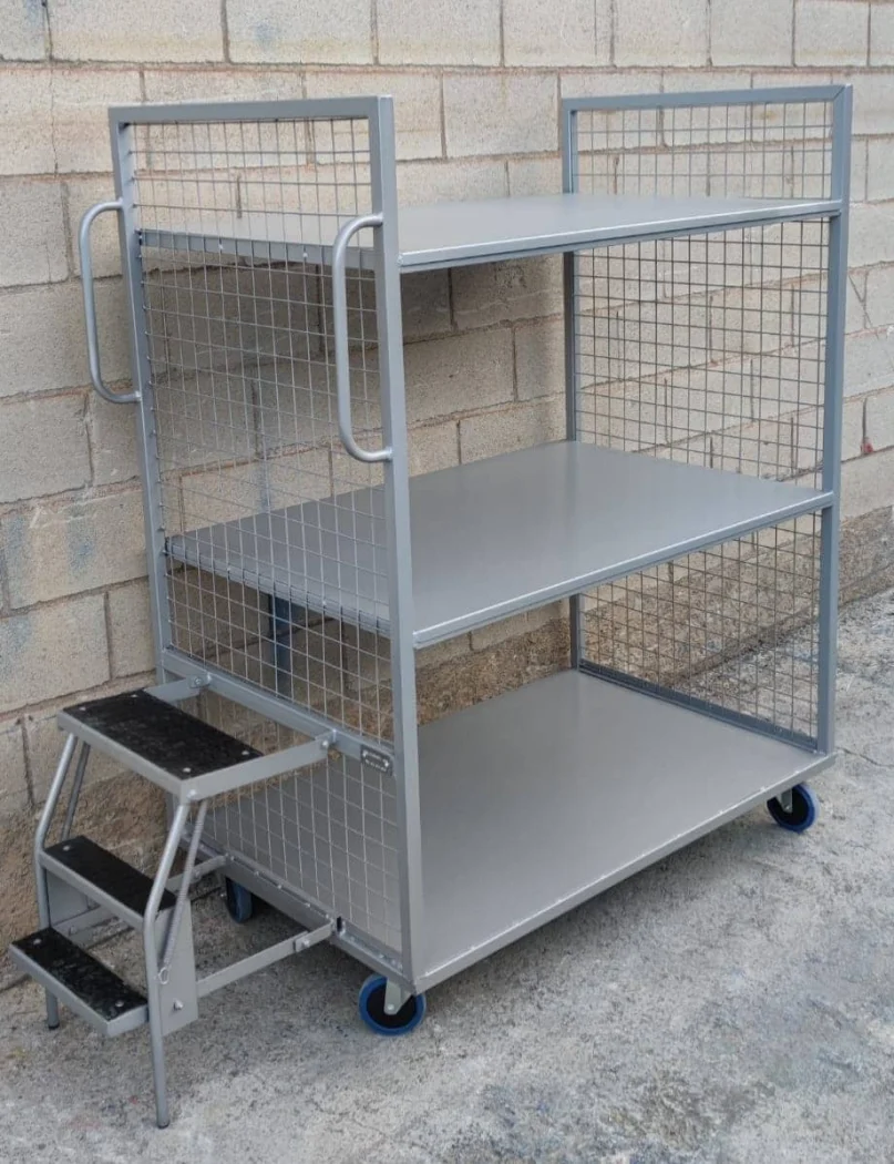 Carro de picking con escalera integrada, fabricado por Carros PF