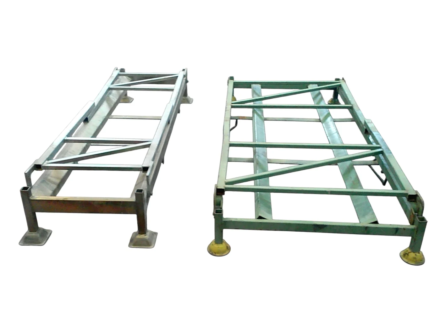 Estanterías plegables para neumáticos. Carros PF